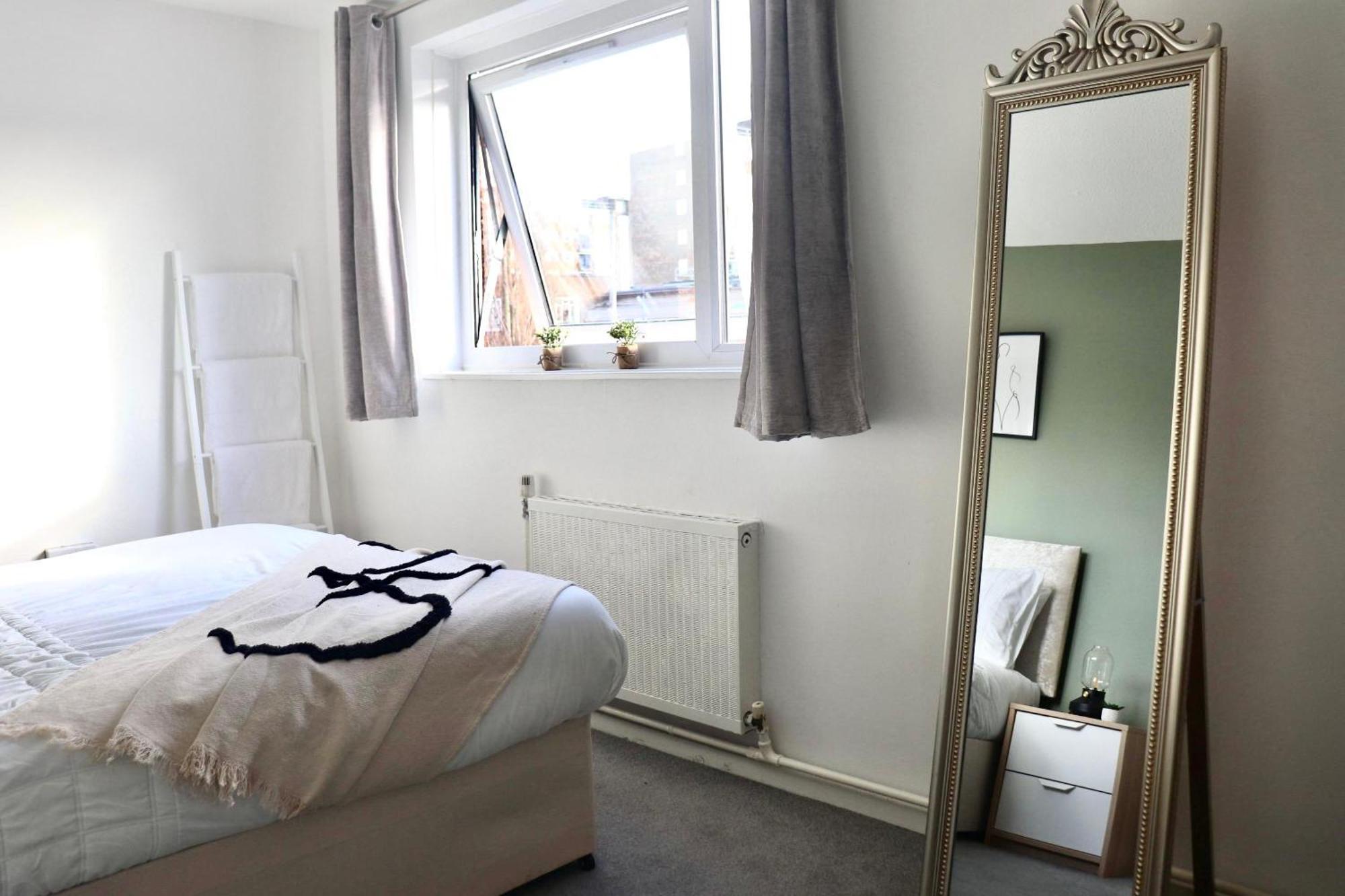 Stunning Apartment, Sleeps 4, Central London, 1 Bedroom, Zone 1, Kennington - Open For Business Stays, Long Stays And Families Relocating Εξωτερικό φωτογραφία